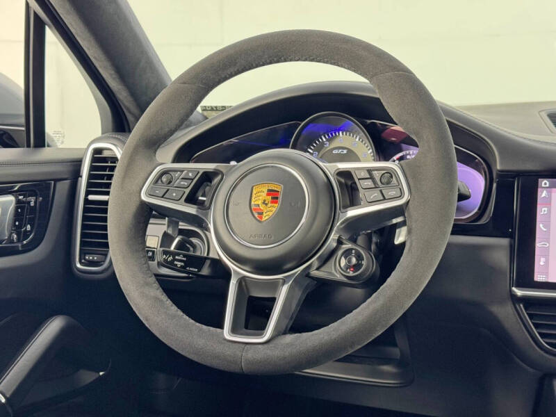 2021 Porsche Cayenne GTS Coupe