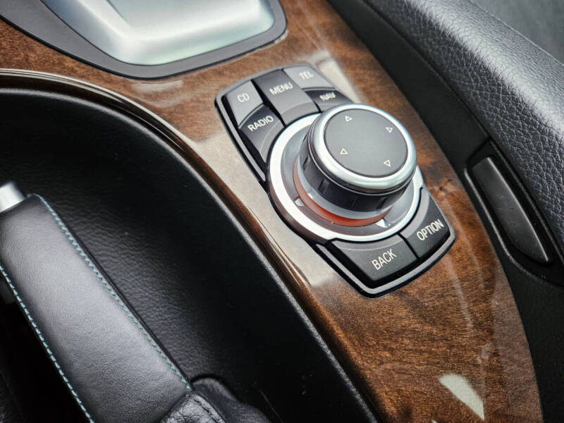 2010 BMW 5 Series 528i xDrive