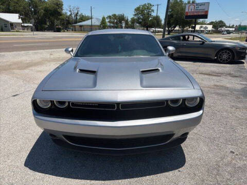 2017 Dodge Challenger SXT