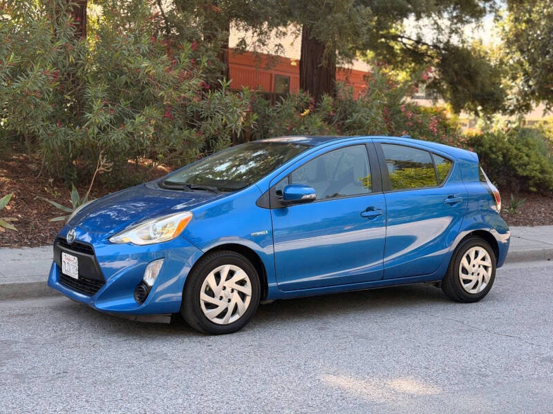 2015 Toyota Prius c Two