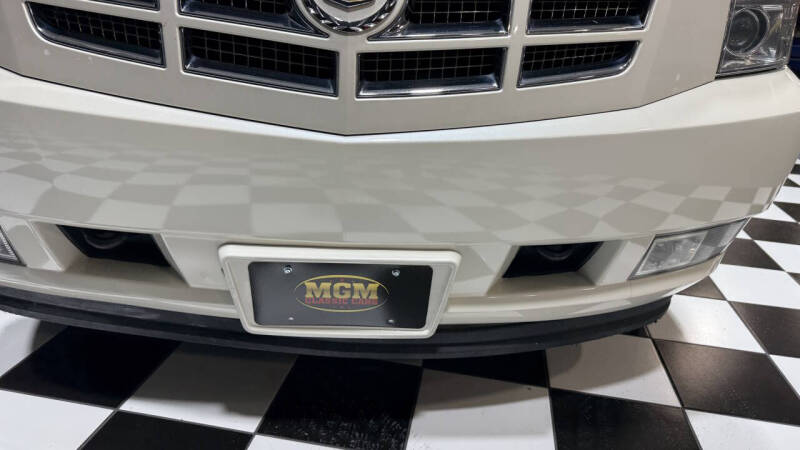 2013 Cadillac Escalade Luxury