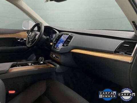 2025 Volvo XC90 B6 Plus Bright Theme 7P