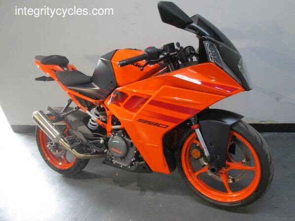 2024 KTM RC390 ABS