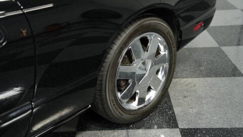 2002 Ford Thunderbird Deluxe