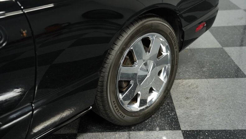 2002 Ford Thunderbird Deluxe