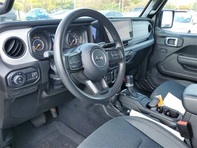 2024 Jeep Gladiator NightHawk