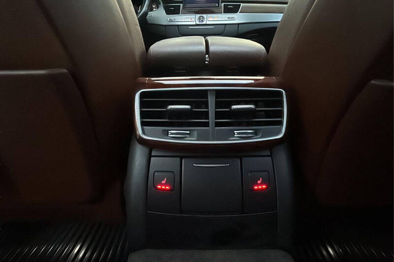 2011 Audi A8 quattro