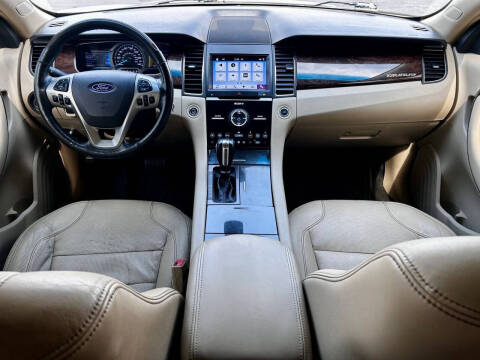 2016 Ford Taurus Limited