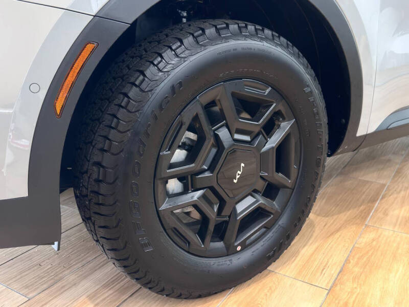 2024 Kia Sorento X-Pro SX-Prestige