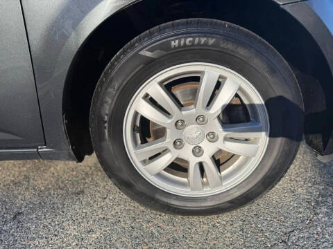 2014 Chevrolet Sonic LT Auto