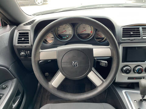 2010 Dodge Challenger SE