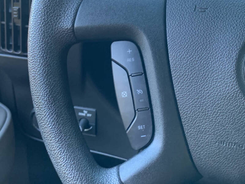 2024 Chevrolet Express 2500