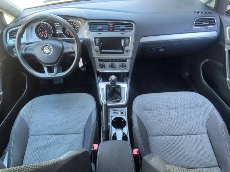 2015 Volkswagen Golf
