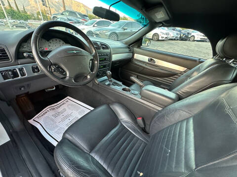 2002 Ford Thunderbird Deluxe