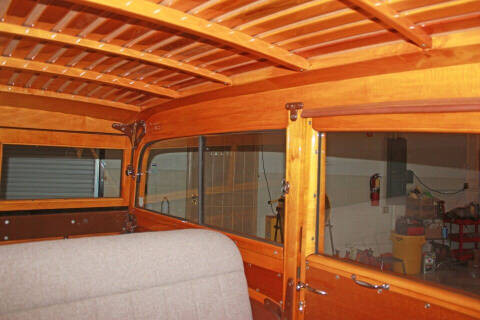 1948 Ford Super Deluxe