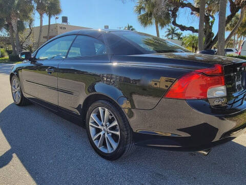 2011 Volvo C70 T5