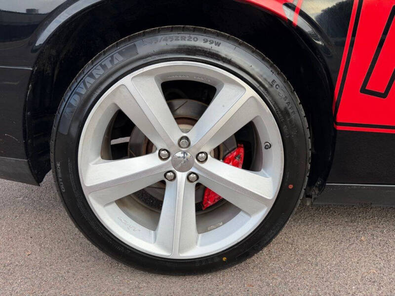 2011 Dodge Challenger SRT8 392