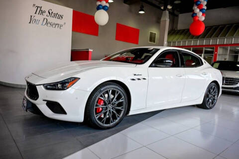 2022 Maserati Ghibli Modena Q4
