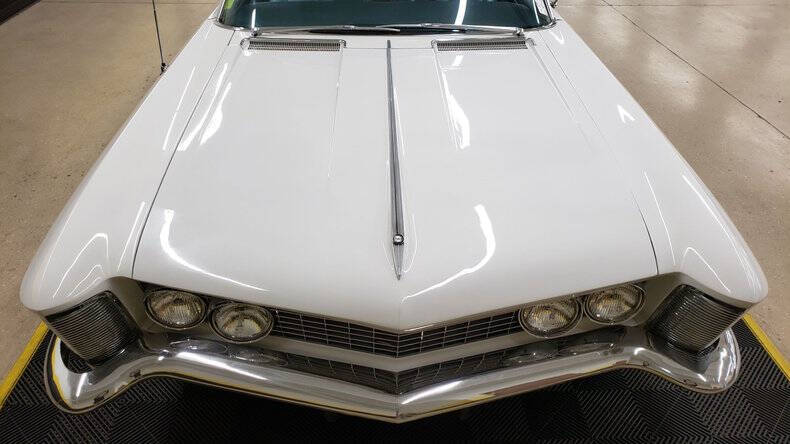 1963 Buick Riviera