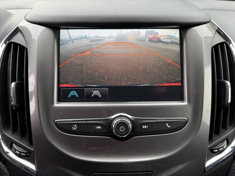 2017 Chevrolet Cruze LT Auto