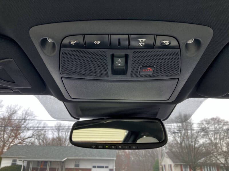 2017 Infiniti Q60 Red Sport 400