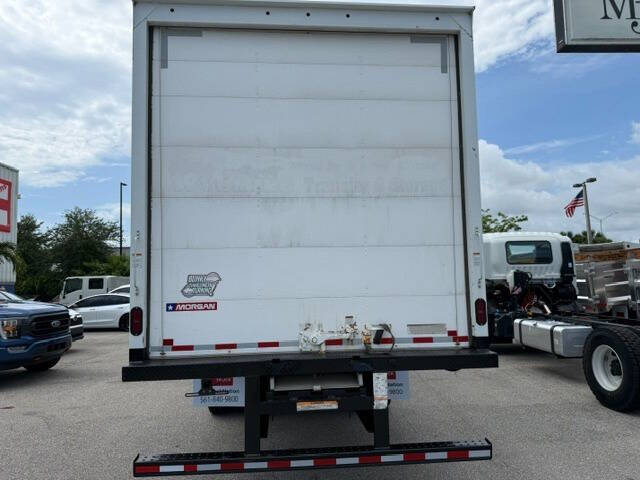 2021 Isuzu FTR