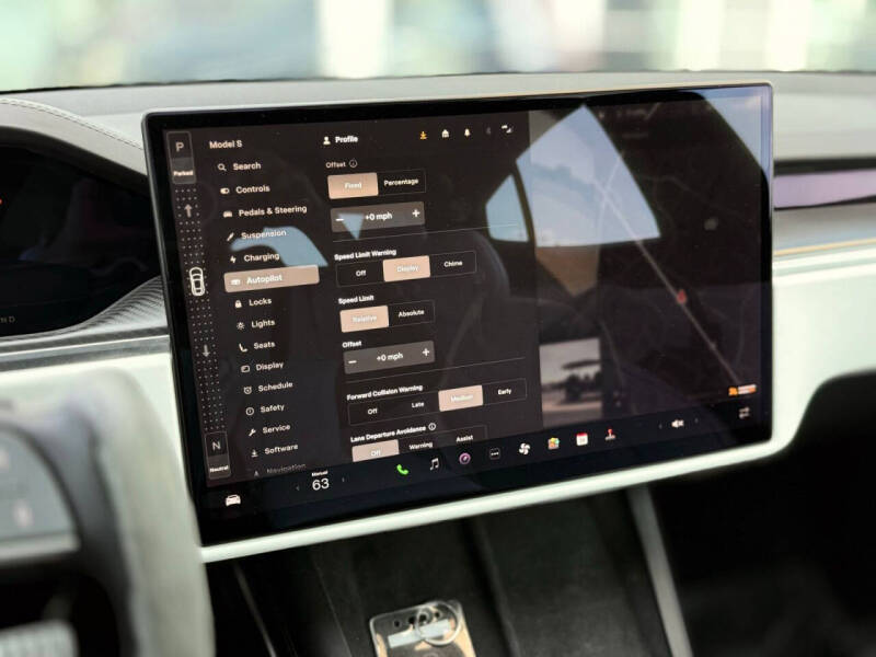 2022 Tesla Model S Plaid