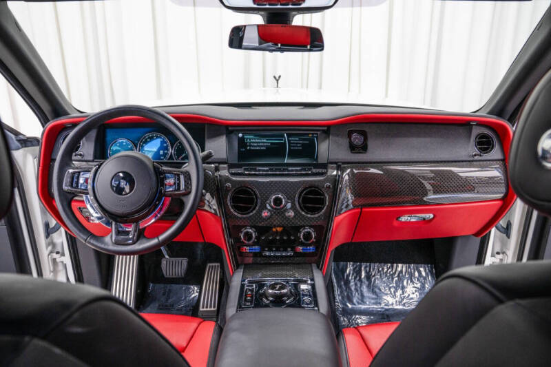 2023 Rolls-Royce Black Badge Cullinan