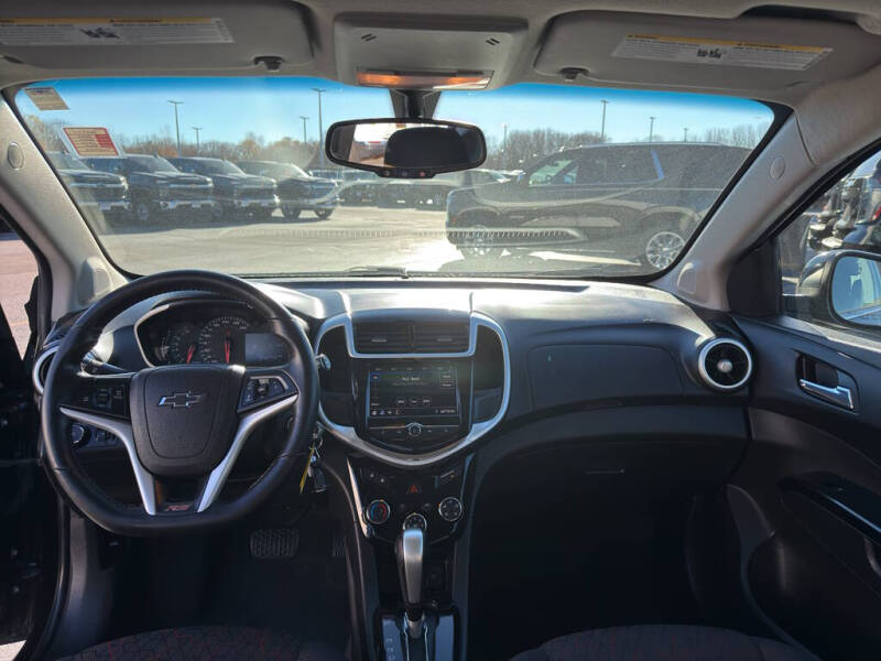 2020 Chevrolet Sonic LT