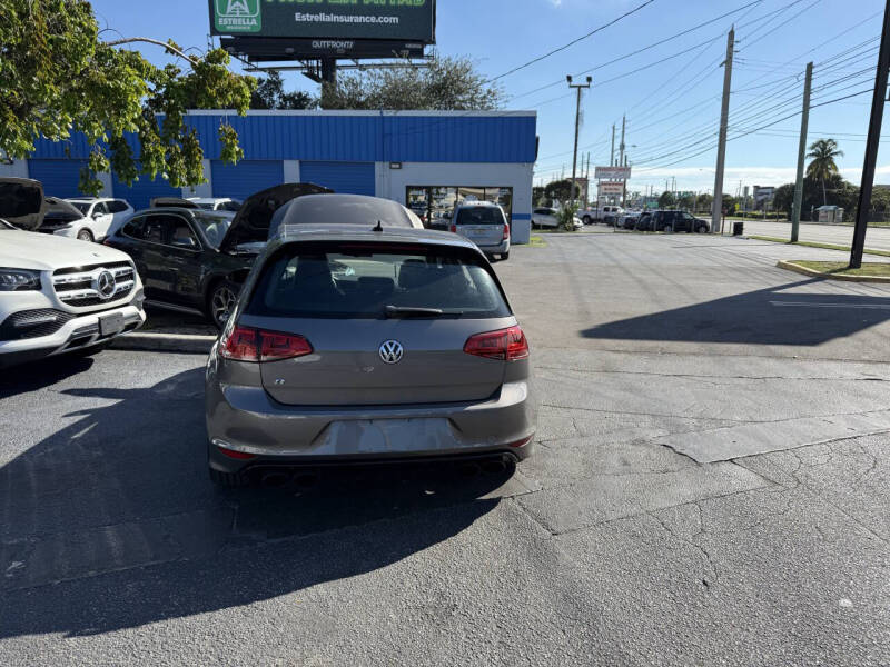 2016 Volkswagen Golf R 4Motion