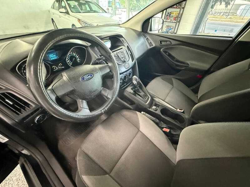 2012 Ford Focus S