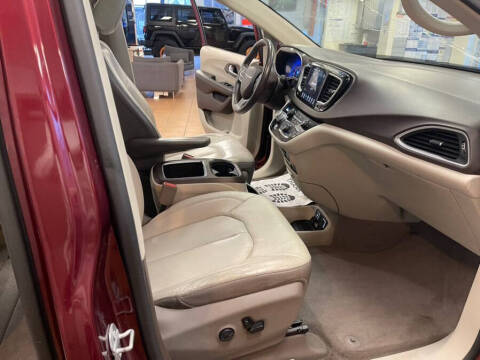 2018 Chrysler Pacifica Touring L Plus