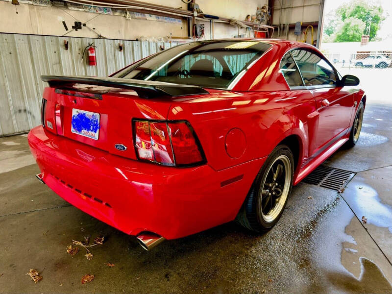 2004 Ford Mustang Mach 1 Premium