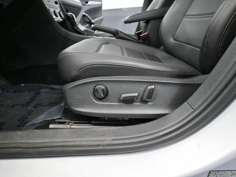 2021 Volkswagen Passat SE