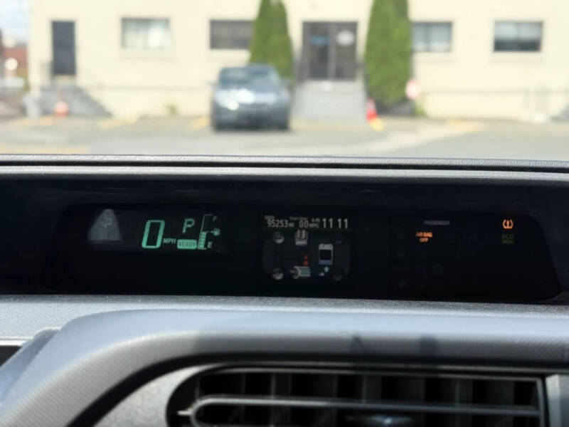 2012 Toyota Prius c