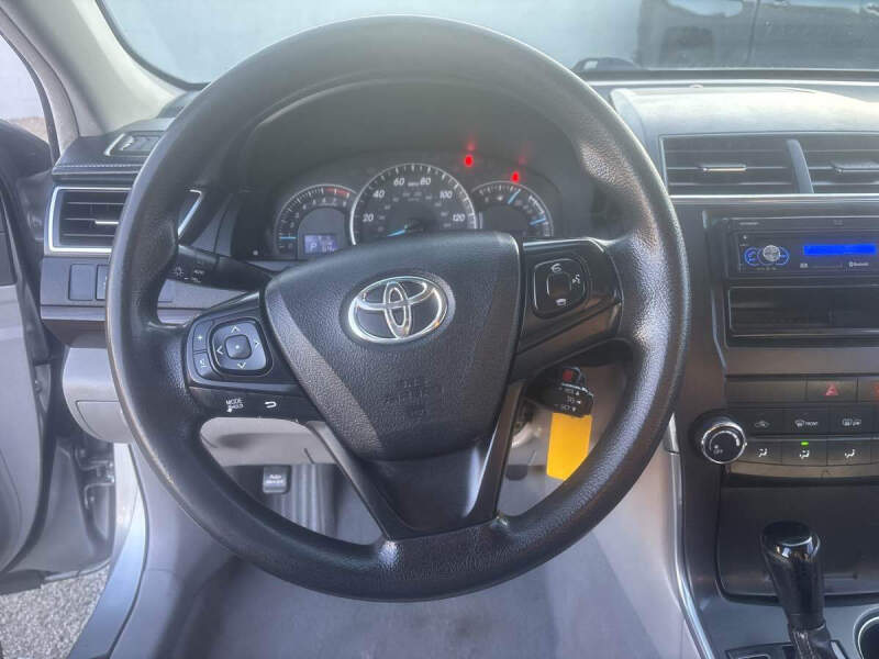 2015 Toyota Camry SE