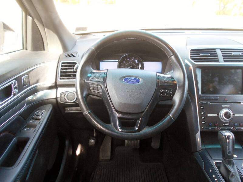 2016 Ford Explorer Sport