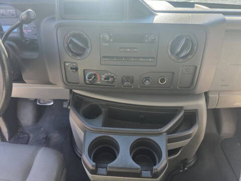 2011 Ford E-Series E-250