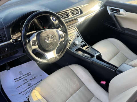 2011 Lexus CT 200h