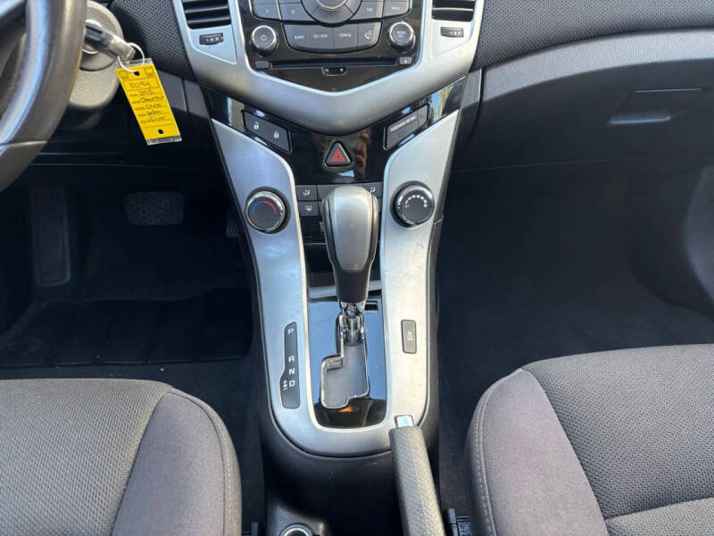 2013 Chevrolet Cruze 1LT Auto