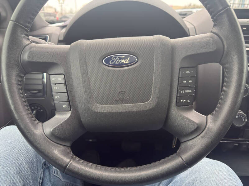 2011 Ford Escape XLT