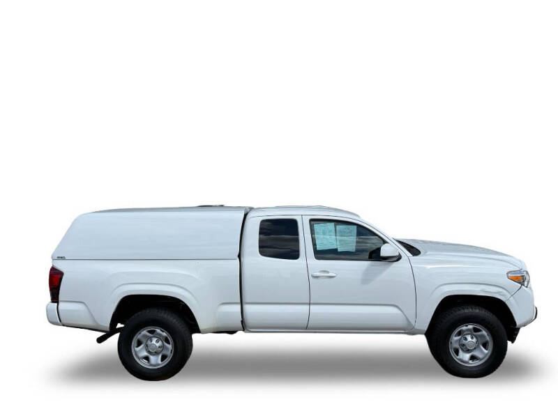 2022 Toyota Tacoma SR5