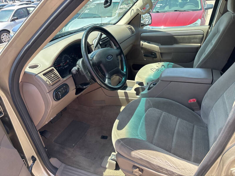 2003 Ford Explorer XLT