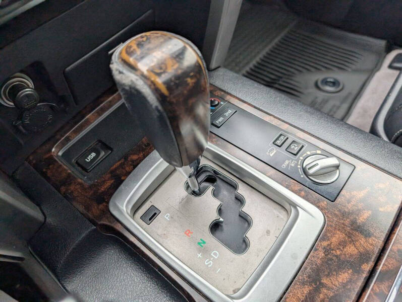 2013 Toyota Land Cruiser