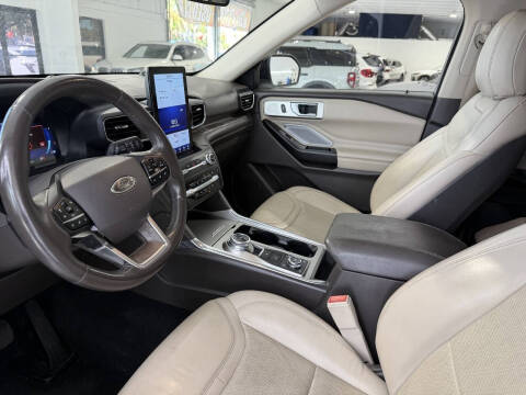 2020 Ford Explorer Platinum