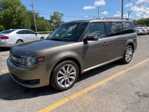 2014 Ford Flex for sale at Lakeshore Auto Wholesalers in Amherst OH