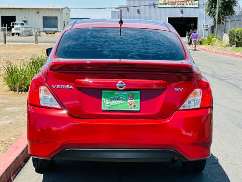 2018 Nissan Versa SV