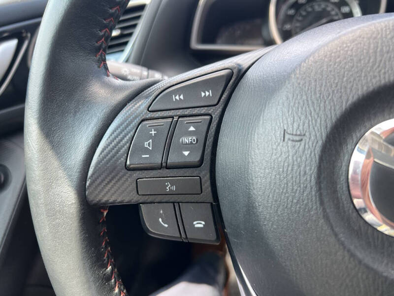 2016 Mazda MAZDA3 i Touring