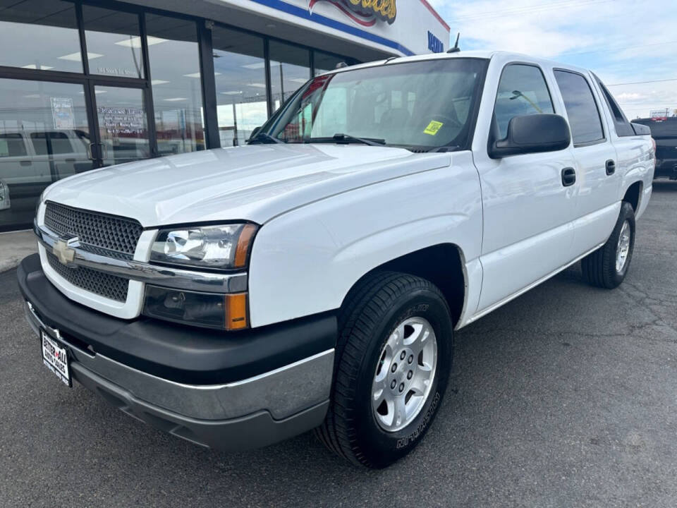 2004 Chevrolet Avalanche for sale at Autostars Motor Group in Yakima, WA