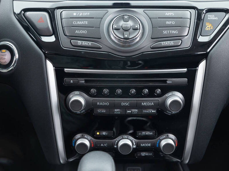 2018 Nissan Pathfinder S